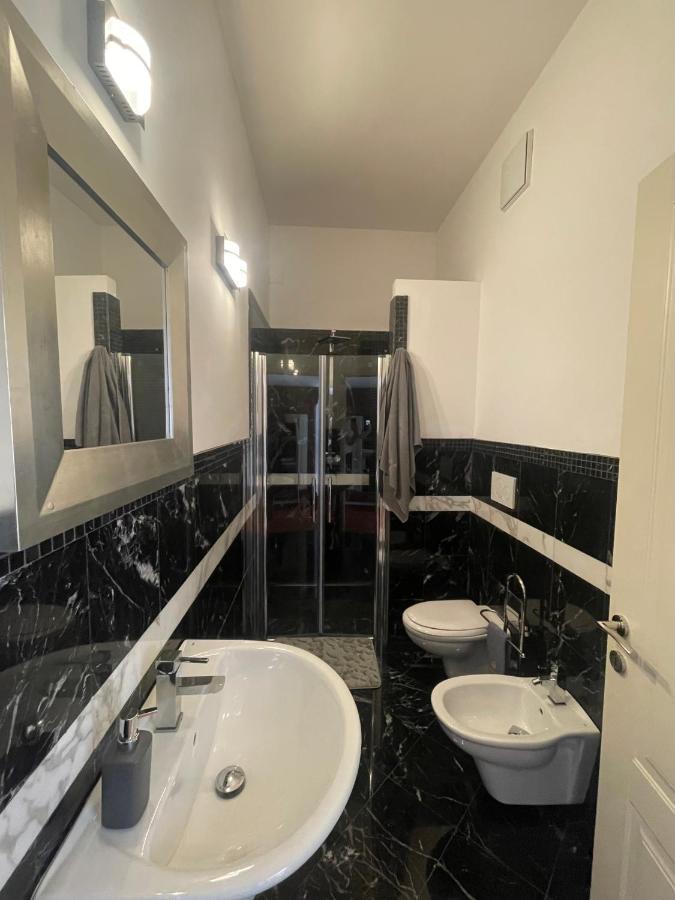 Villa Bianca A Few Steps By The Sea With Exclusive Garden & Jacuzzi ليفورنو المظهر الخارجي الصورة