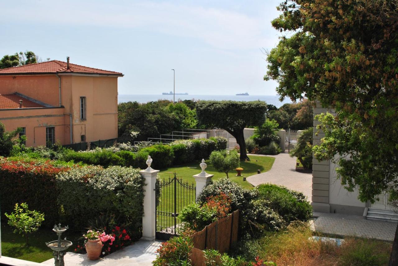 Villa Bianca A Few Steps By The Sea With Exclusive Garden & Jacuzzi ليفورنو المظهر الخارجي الصورة
